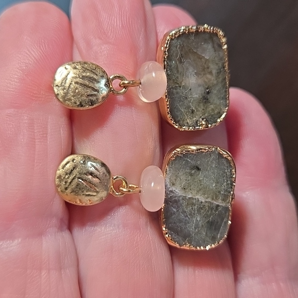 J. JILL LABRADORITE & ROSE QUARTZ GOLD TONE POST DROP EARRINGS - Picture 4 of 4